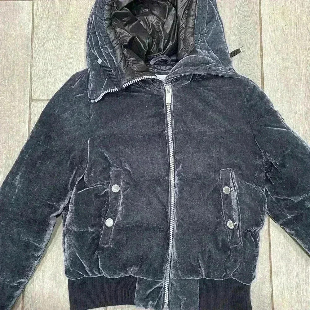 BCBGeneration velvet hooded bomber jacket Size XS - Picture 5 of 12